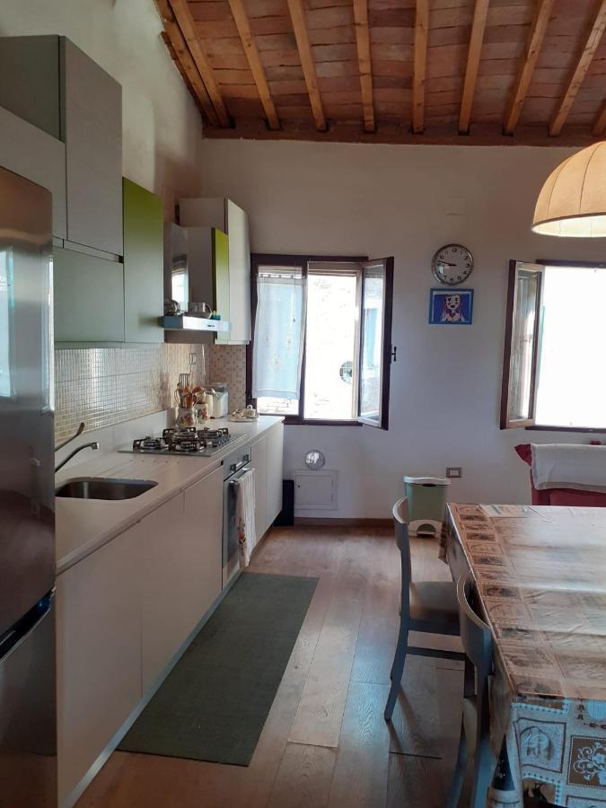 Porta Volterrana Apartment Peccioli ภายนอก รูปภาพ